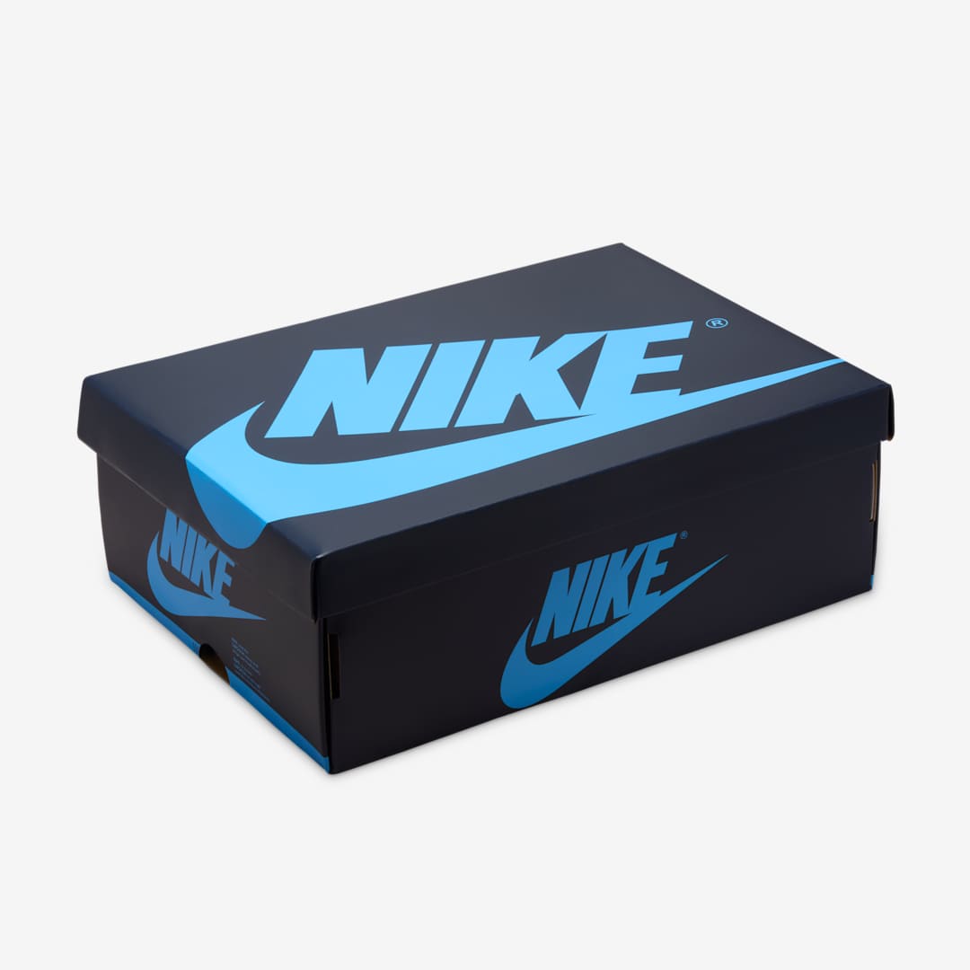 Jordan 1 Low OG Obsidian UNC