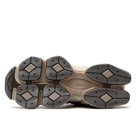 NEW BALANCE 9060 Mushroom Brown