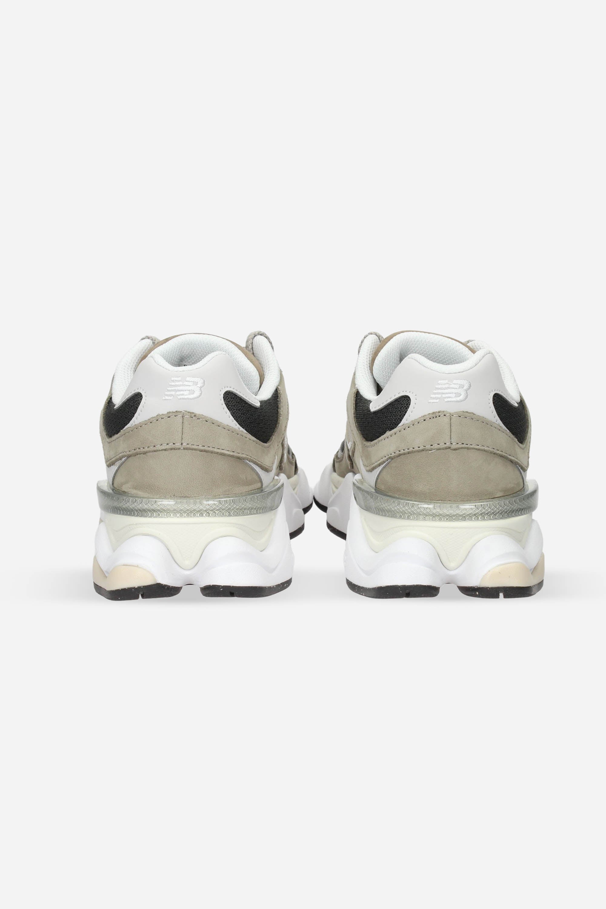 NEW BALANCE - U U 9060 CTA Sneakers