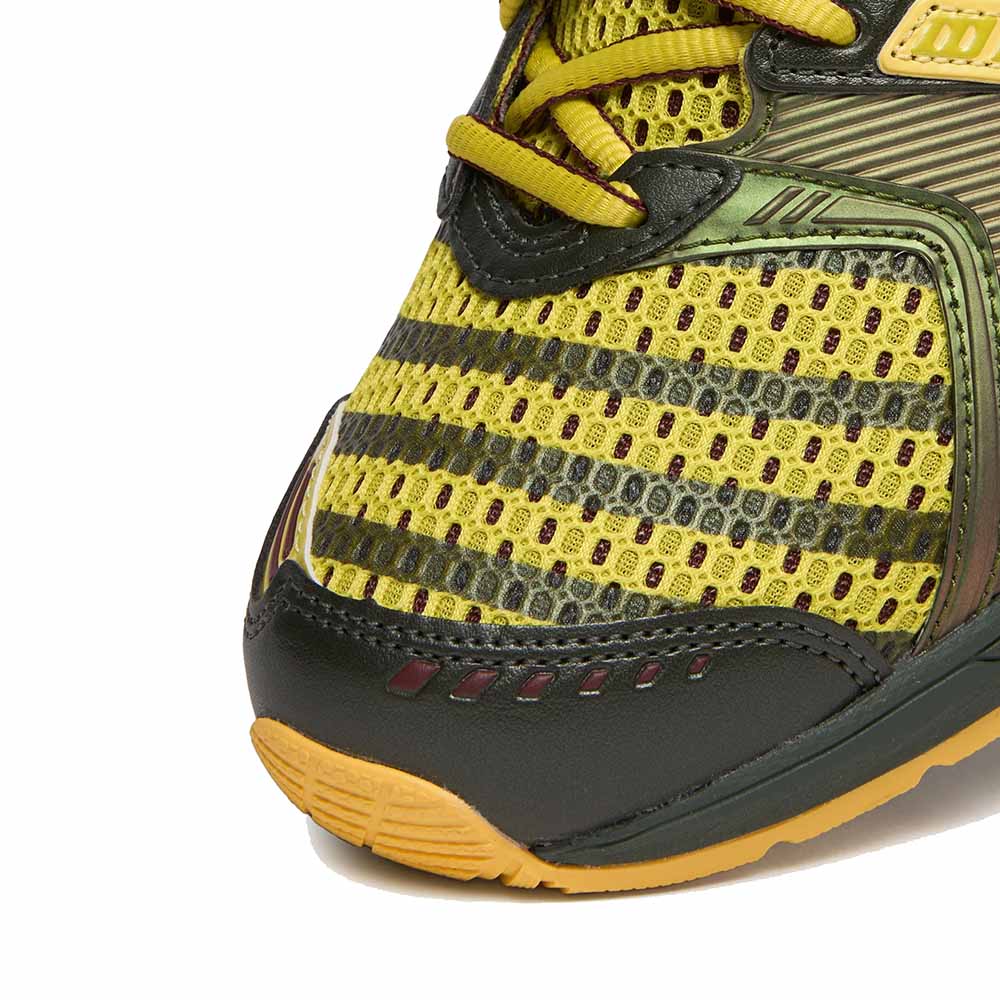 UB9-S GEL-DS TRAINER 14