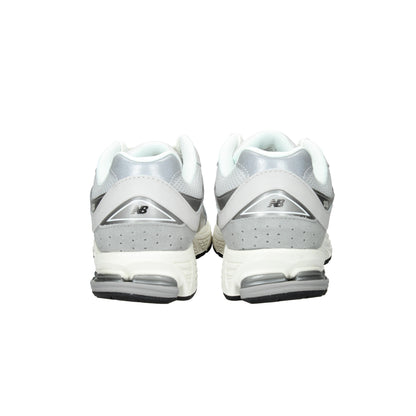 NEW BALANCE  - U M 2002 RPP Sneakers