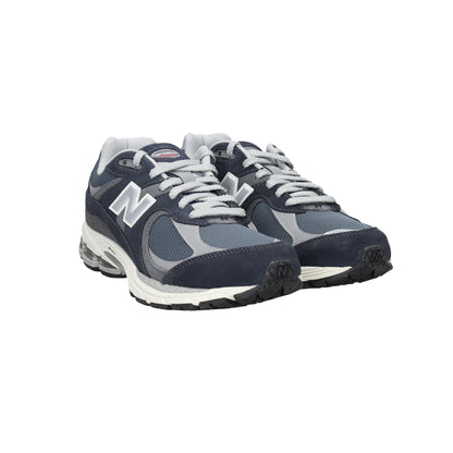 NEW BALANCE  - U M 2002 RSF Sneakers