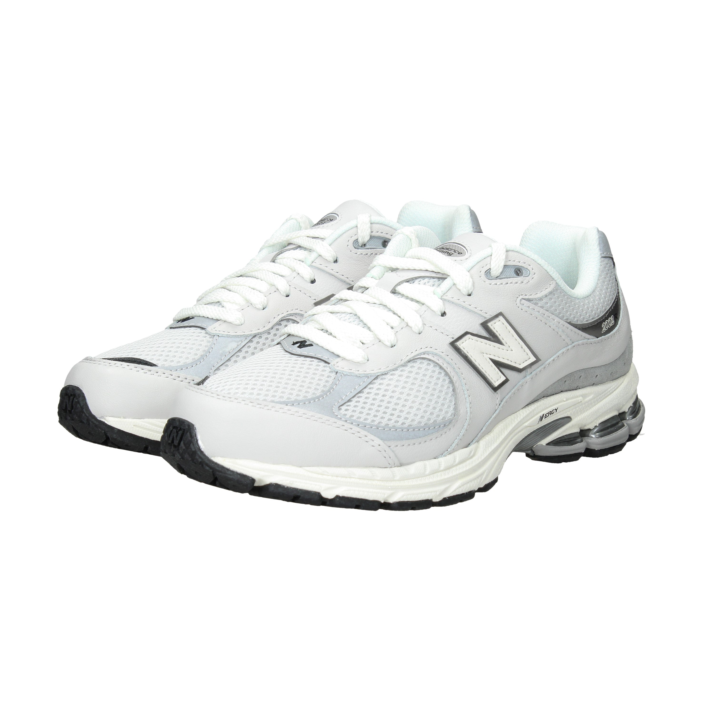 NEW BALANCE  - U M 2002 RPP Sneakers