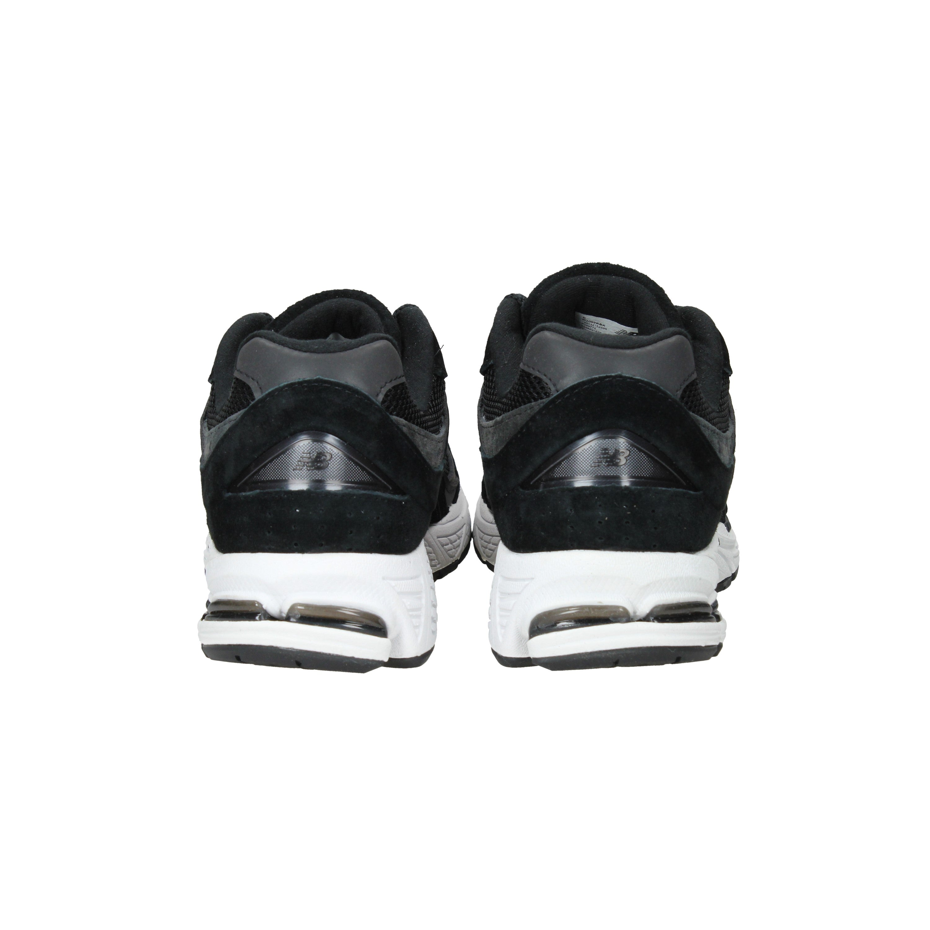 NEW BALANCE  - U M 2002 RBK Sneakers