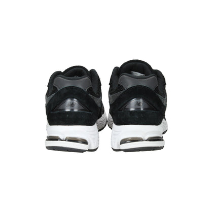 NEW BALANCE  - U M 2002 RBK Sneakers