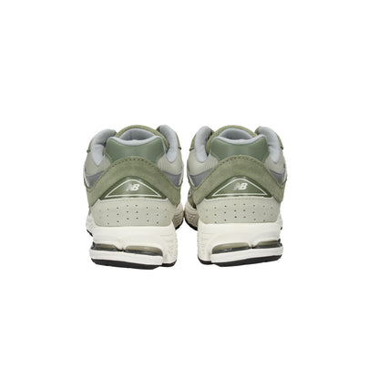 NEW BALANCE  - U 2002 RCA Sneakers