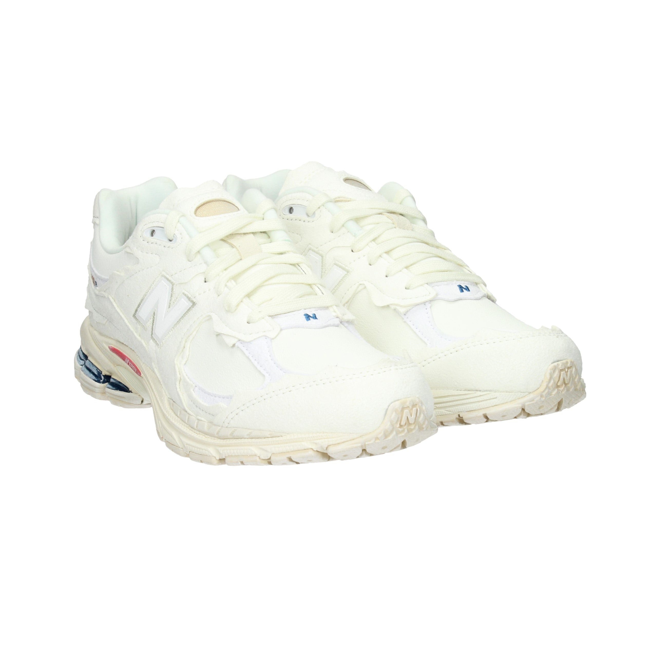 NEW BALANCE  - U M 2002 RDC Sneakers