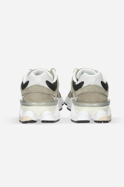 NEW BALANCE  - U U 9060 CTA Sneakers