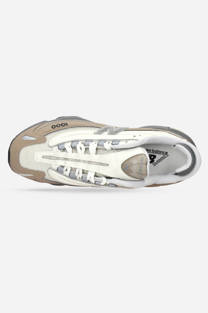 NEW BALANCE  - U M 1000 C Sneakers