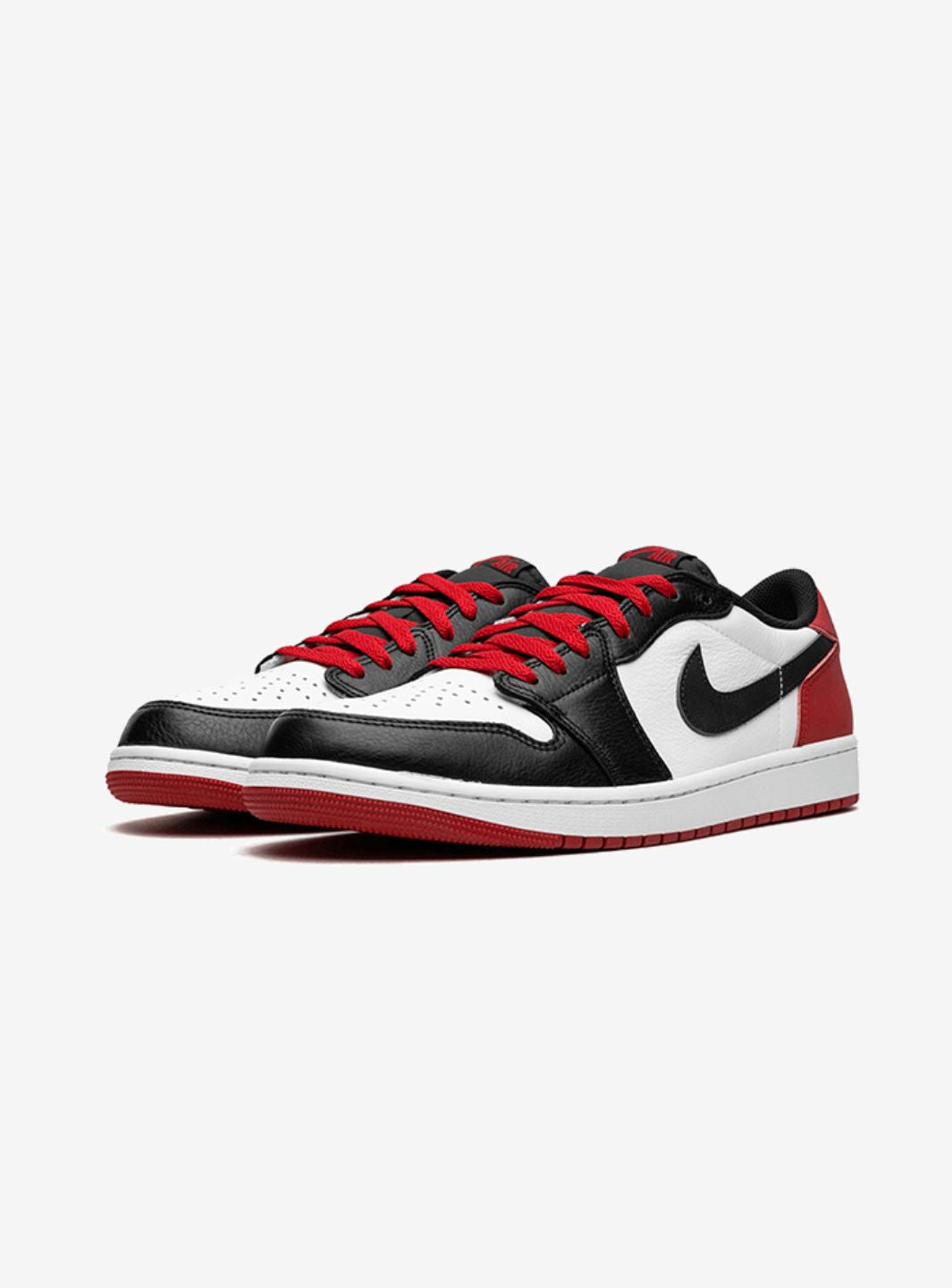 Jordan 1 Retro Low OG Black Toe